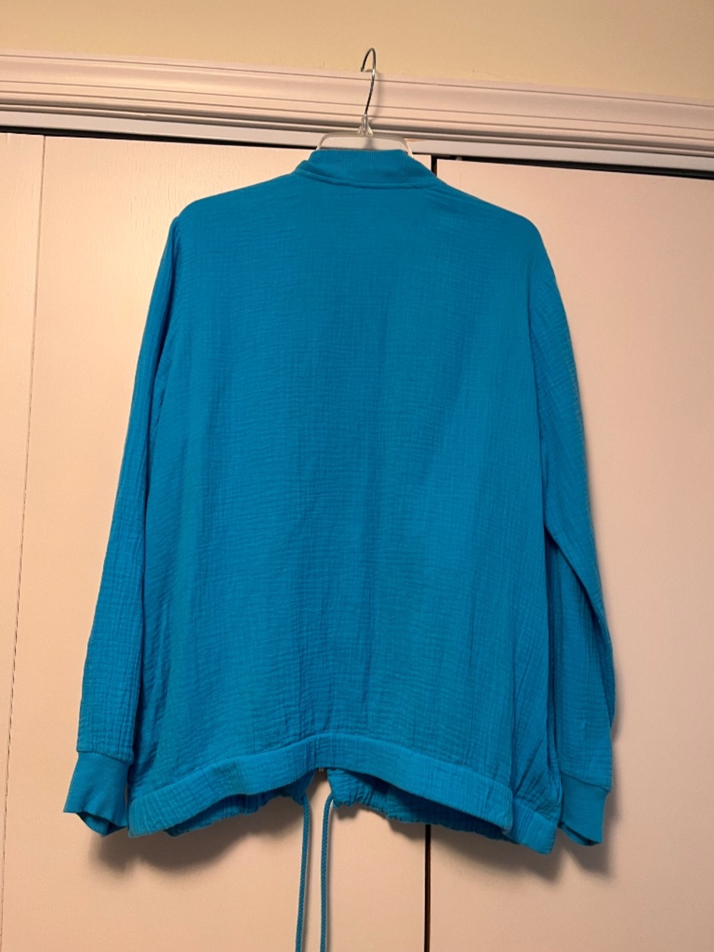 Woman s Jacket - Picture 4 of 4